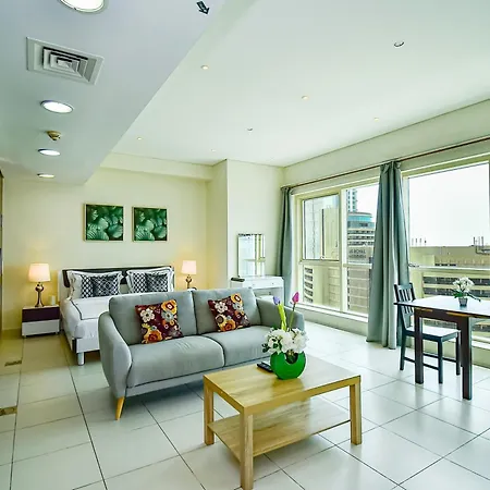 Luxury Escapes - Furnished Studio With Balcony In Royal Oceanic Dubai Buitenkant foto