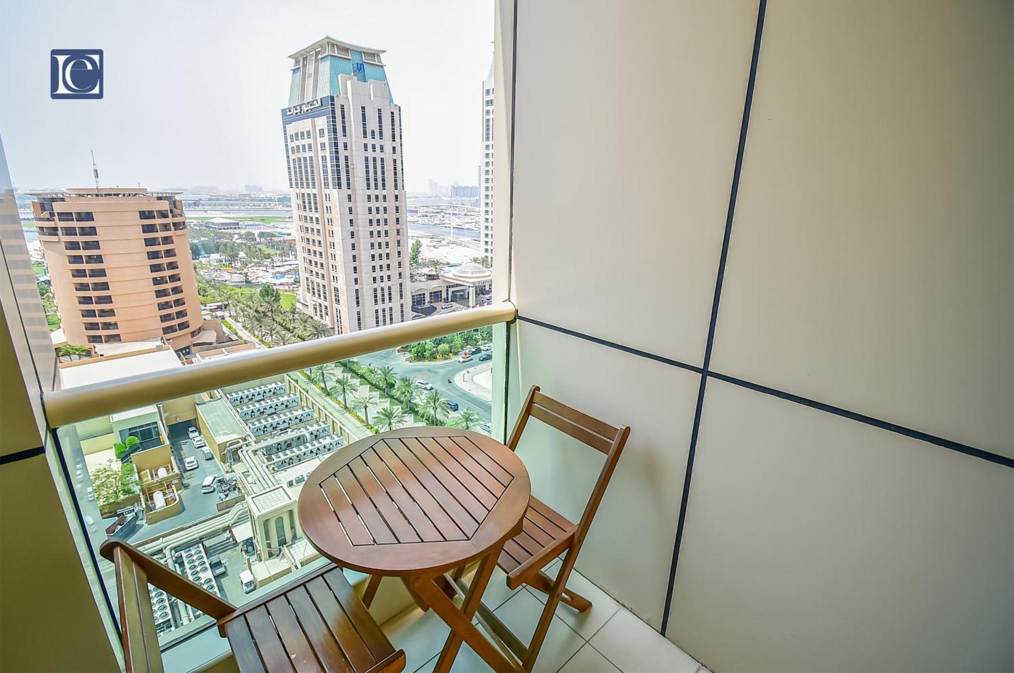 Апартаменты Luxury Escapes - Furnished With Balcony In Royal Oceanic Дубай