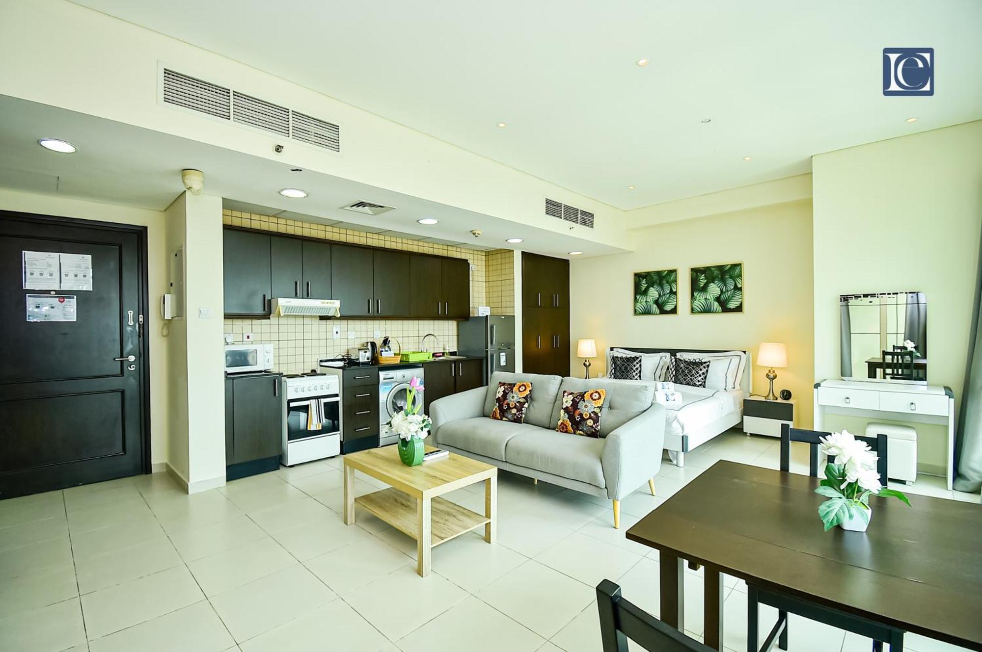 Luxury Escapes - Furnished With Balcony In Royal Oceanic Appartement *